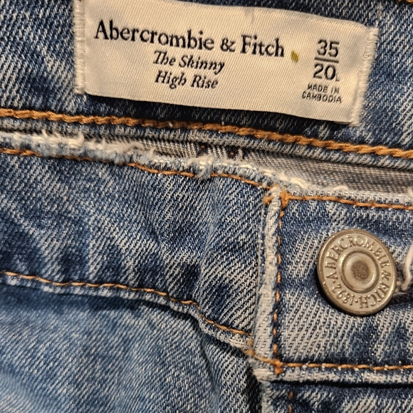 Abercrombie & Fitch The Skinny High Rise Denim Jeans NEW Womens - Picture 3 of 6
